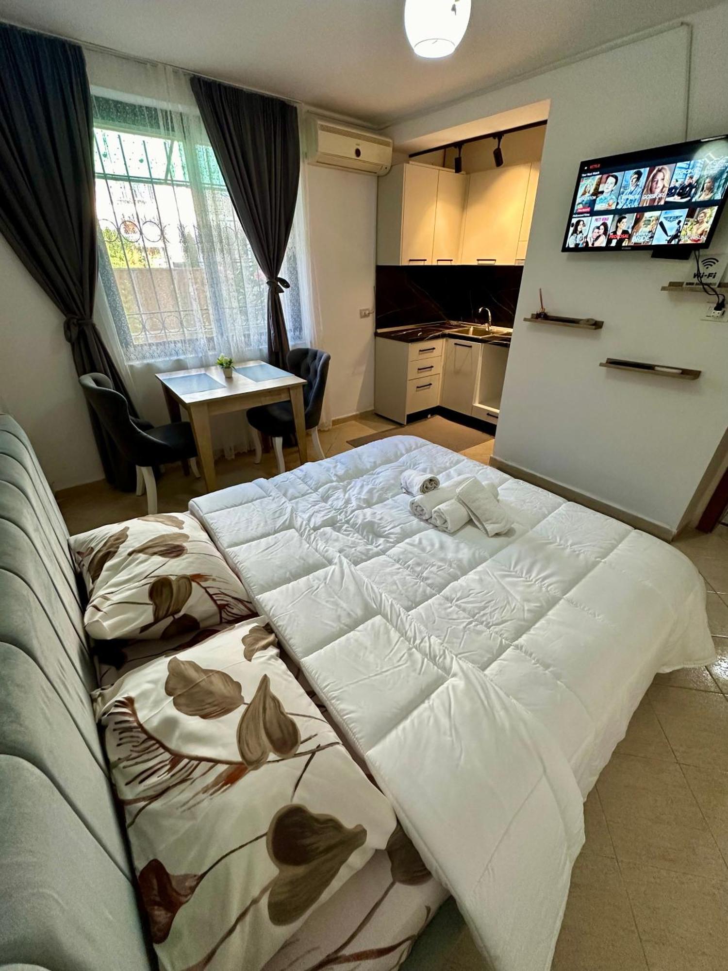 Krid Tirana Studio Flat Extérieur photo
